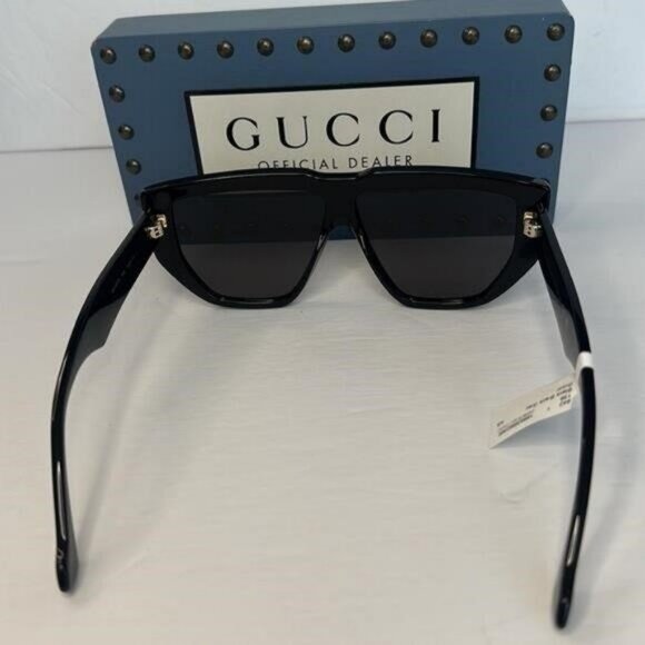 New Authentic- GUCCI Grey Shield Unisex Sunglasses\ GG0997S 002 - Picture 4 of 12